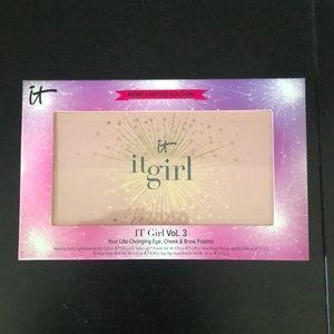 IT Girl Volume 3 Palette, never opened, new